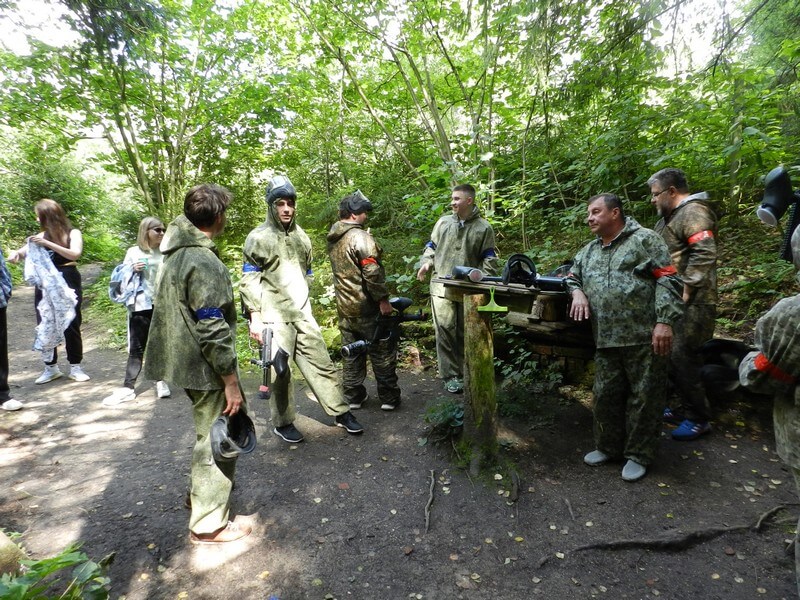 Почему строители выбрали пейнтбол: преимущества активного отдыха. История компании СУ214, которая отметила День строителя в клубе ПейнтБум.